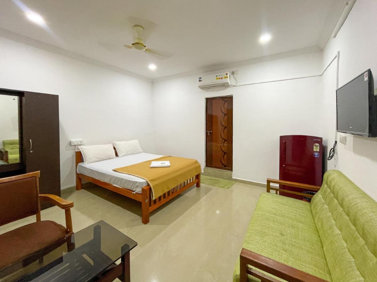 Awa Residency Hotel Kochi Exterior photo
